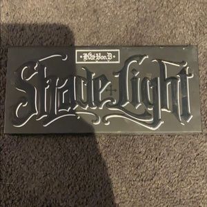 Kat Von D shade and light pallet